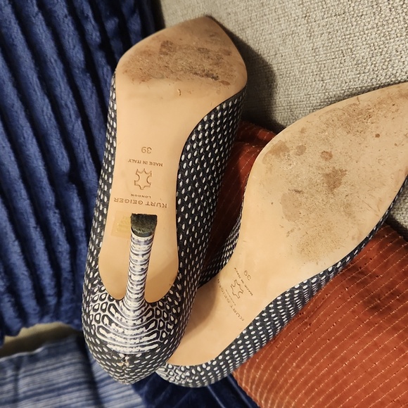 • Kurt Geiger • - Picture 7 of 9